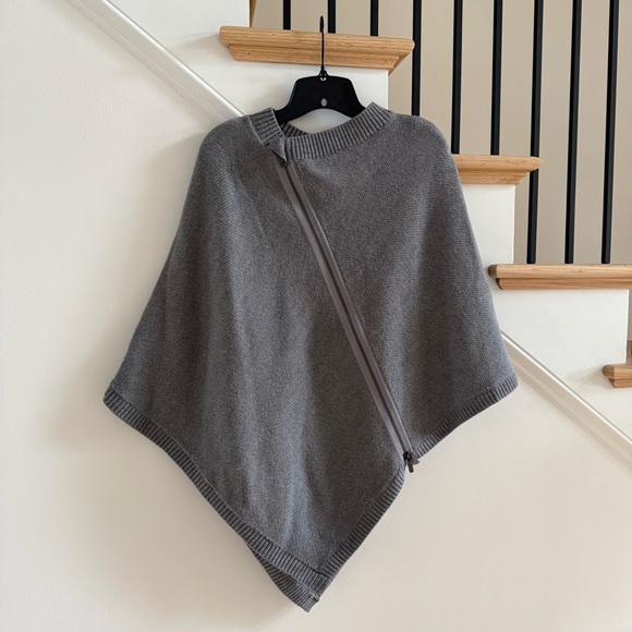 Lululemon Gray On the Go Sweater Poncho, One Size - Picture 6 of 11